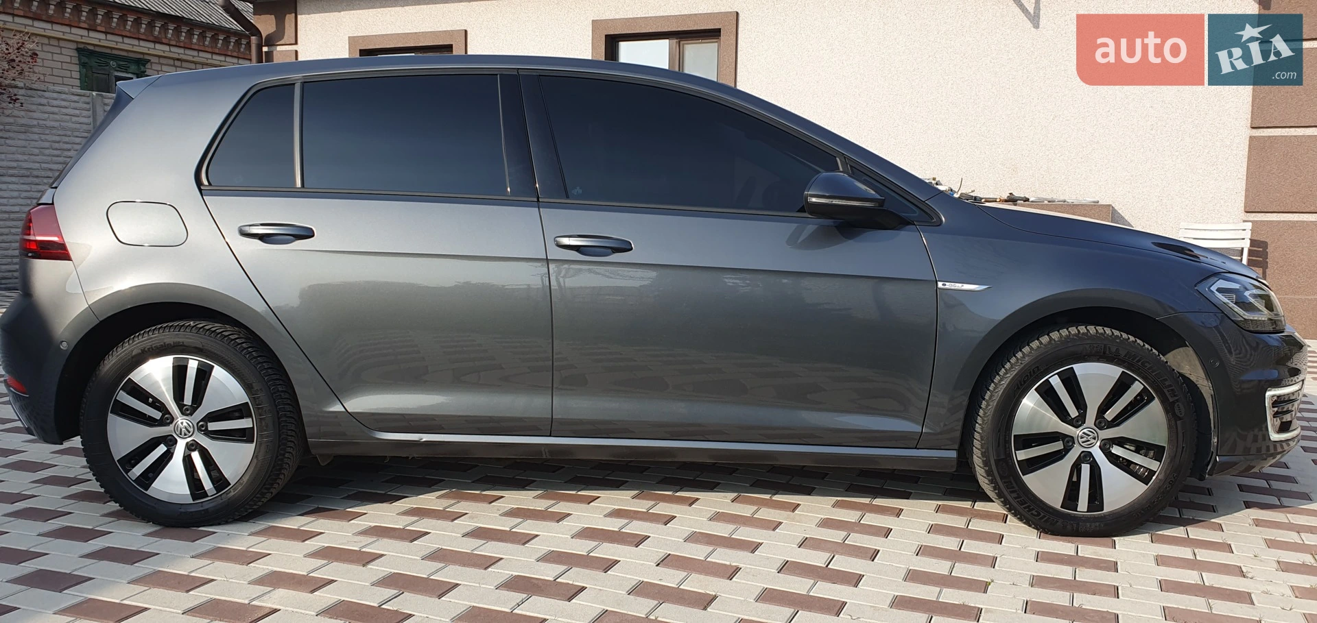2019 Volkswagen Golf - мініатюра 2