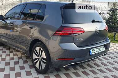 Хетчбек Volkswagen e-Golf 2019 в Дніпрі