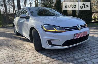 Хэтчбек Volkswagen e-Golf 2017 в Дрогобыче