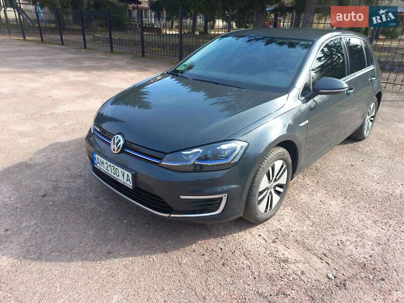 Хэтчбек Volkswagen e-Golf 2020 в Житомире