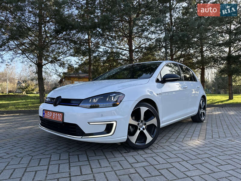 Хетчбек Volkswagen e-Golf 2015 в Дрогобичі