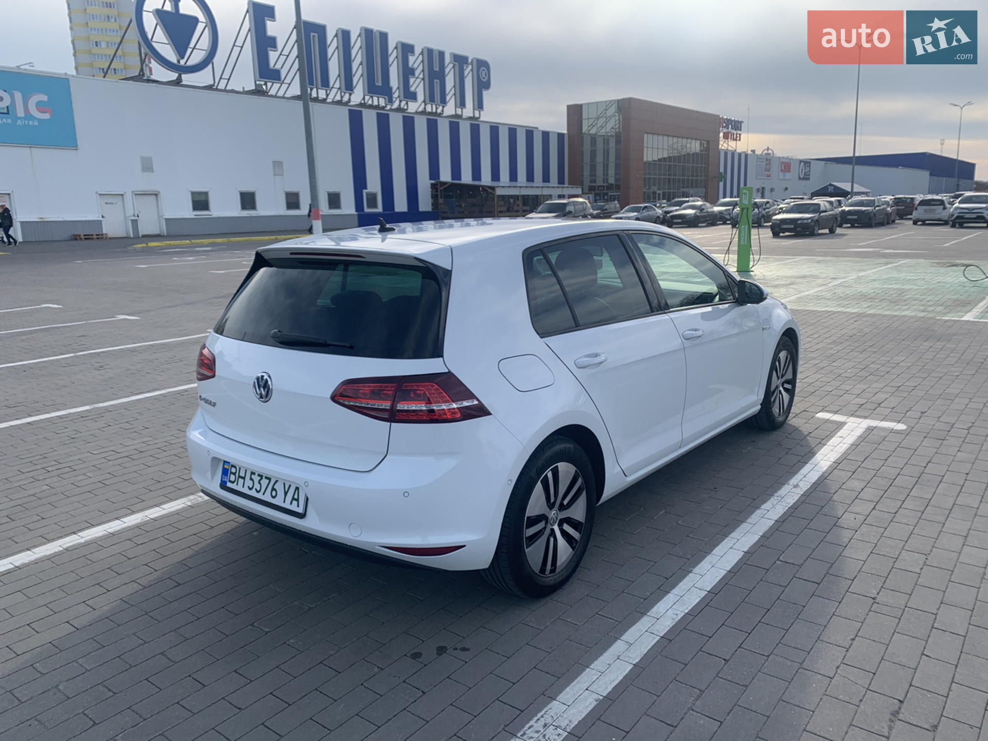 2015 Volkswagen Golf - мініатюра 12