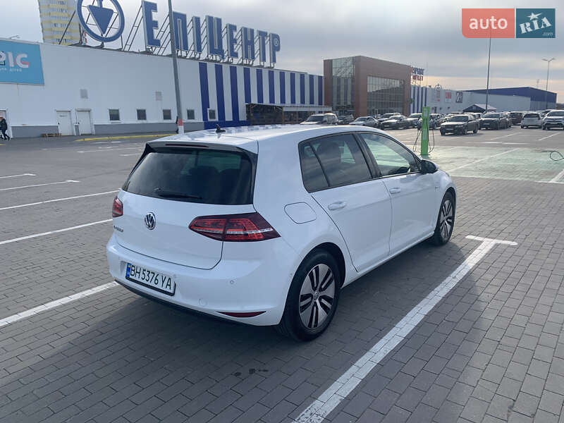 Хетчбек Volkswagen e-Golf 2015 в Одесі