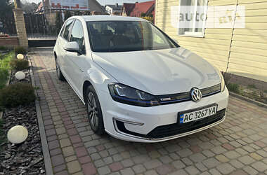 Хетчбек Volkswagen e-Golf 2015 в Луцьку