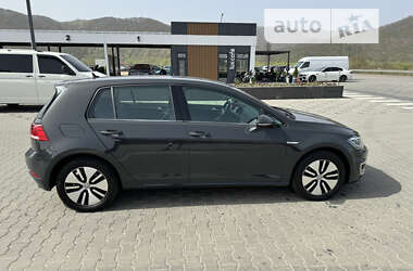 Хэтчбек Volkswagen e-Golf 2020 в Хусте