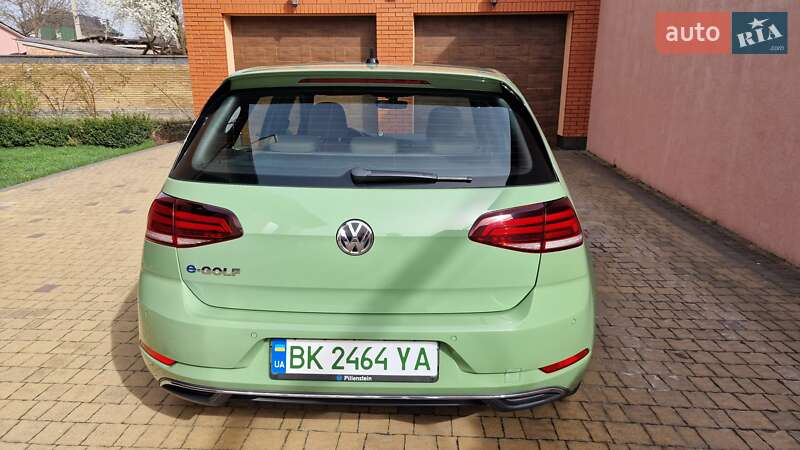 Хэтчбек Volkswagen e-Golf 2018 в Ровно