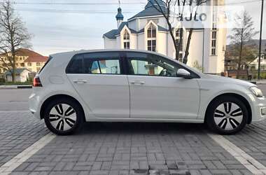 Хэтчбек Volkswagen e-Golf 2014 в Сваляве