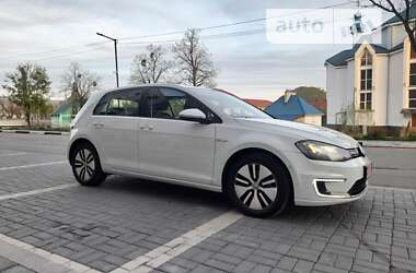 Хэтчбек Volkswagen e-Golf 2014 в Сваляве