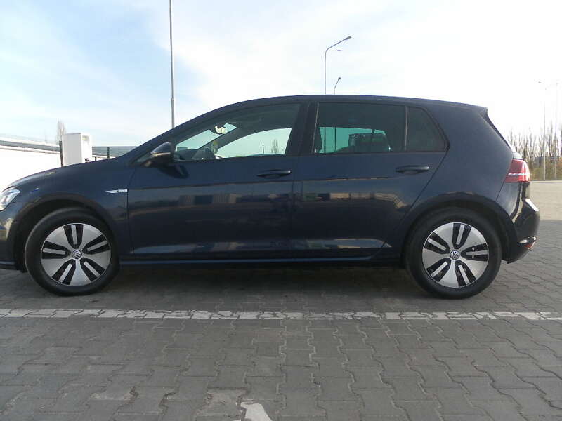 Хэтчбек Volkswagen e-Golf 2015 в Луцке