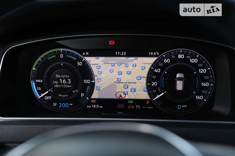 Хетчбек Volkswagen e-Golf 2019 в Житомирі