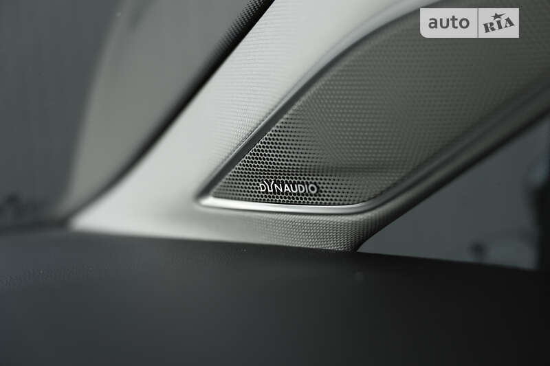 Хетчбек Volkswagen e-Golf 2019 в Житомирі