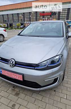 Хэтчбек Volkswagen e-Golf 2018 в Луцке
