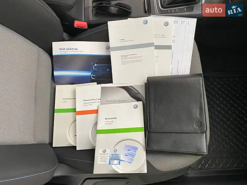Хэтчбек Volkswagen e-Golf 2015 в Днепре документ