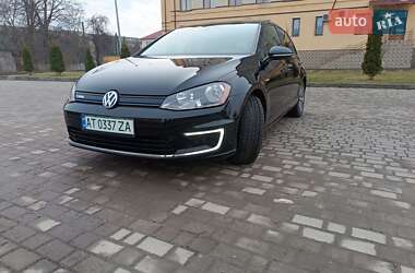 Хэтчбек Volkswagen e-Golf 2015 в Коломые