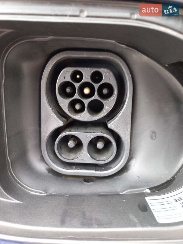 Хэтчбек Volkswagen e-Golf 2020 в Львове