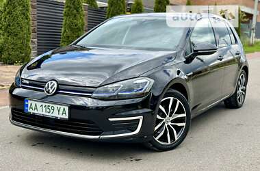 Хетчбек Volkswagen e-Golf 2019 в Києві