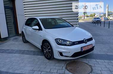 Хетчбек Volkswagen e-Golf 2016 в Львові