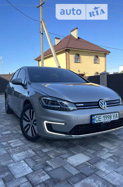 Хетчбек Volkswagen e-Golf 2018 в Чернівцях