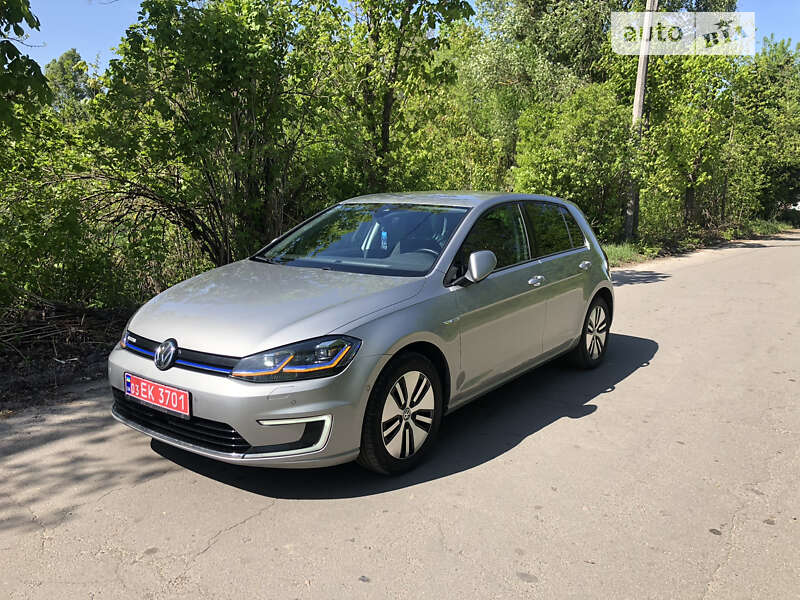 Хэтчбек Volkswagen e-Golf 2017 в Ковеле