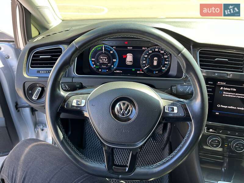 Хэтчбек Volkswagen e-Golf 2019 в Виннице