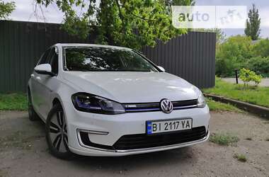 Хэтчбек Volkswagen e-Golf 2017 в Полтаве