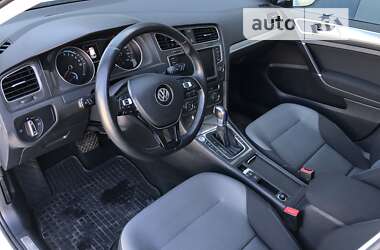 Хэтчбек Volkswagen e-Golf 2015 в Хмельницком