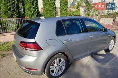 Хэтчбек Volkswagen e-Golf 2017 в Могилев-Подольске