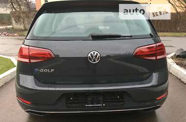 Хэтчбек Volkswagen e-Golf 2020 в Киеве