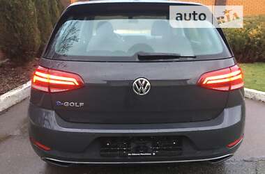 Хэтчбек Volkswagen e-Golf 2020 в Киеве