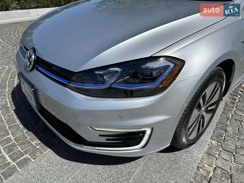 Хэтчбек Volkswagen e-Golf 2019 в Днепре