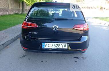 Хетчбек Volkswagen e-Golf 2014 в Луцьку