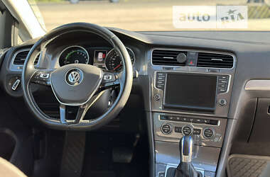 Хэтчбек Volkswagen e-Golf 2014 в Ковеле