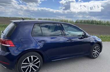 Хэтчбек Volkswagen e-Golf 2019 в Киеве