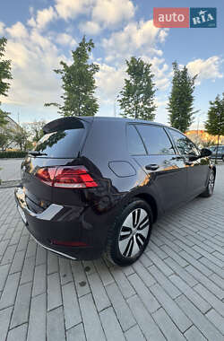 Хэтчбек Volkswagen e-Golf 2017 в Ужгороде