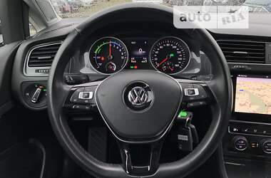 Хэтчбек Volkswagen e-Golf 2019 в Львове