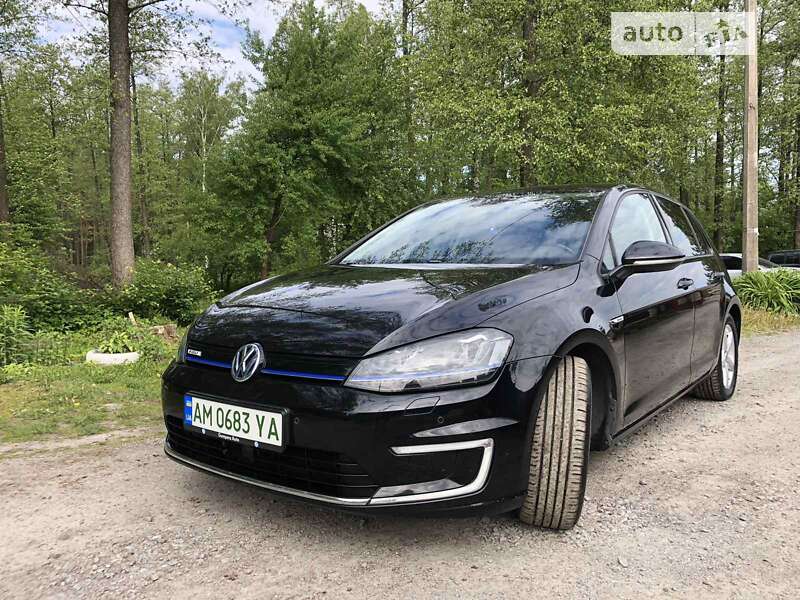 Хэтчбек Volkswagen e-Golf 2016 в Звягеле