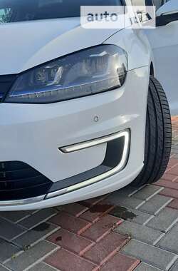 Хэтчбек Volkswagen e-Golf 2014 в Белой Церкви