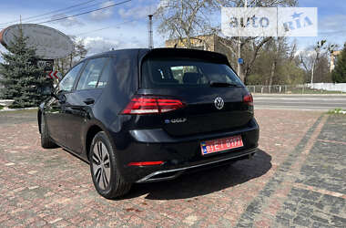 Хэтчбек Volkswagen e-Golf 2017 в Борисполе