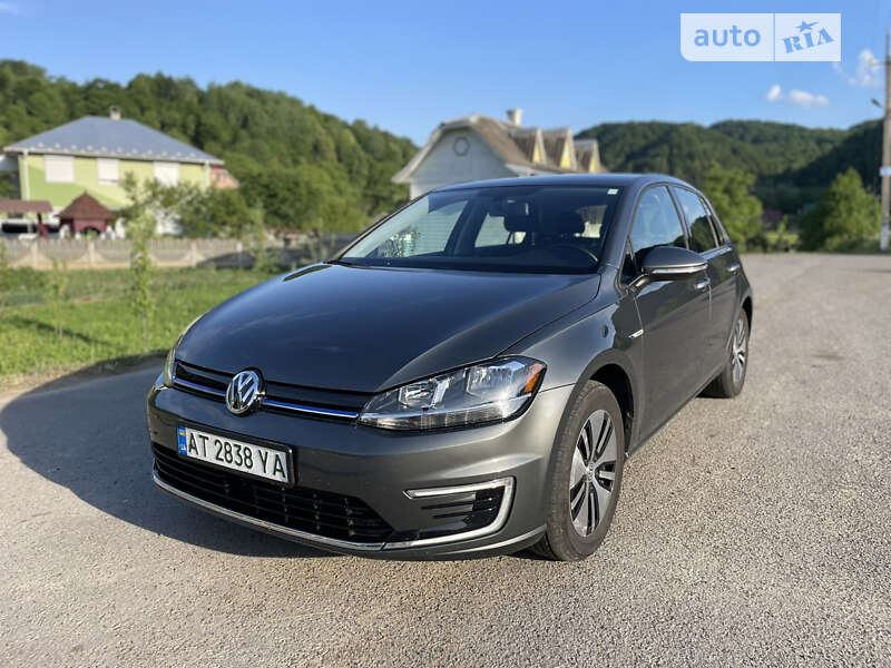Хетчбек Volkswagen e-Golf 2019 в Івано-Франківську