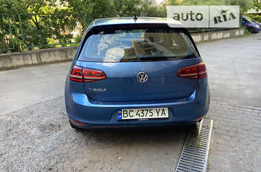 Хетчбек Volkswagen e-Golf 2015 в Львові