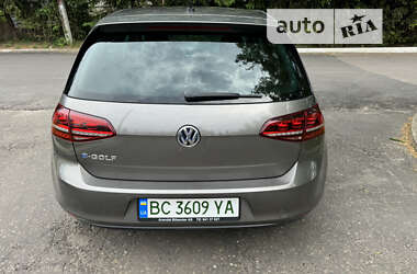 Хетчбек Volkswagen e-Golf 2015 в Сокалі