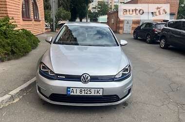 Хетчбек Volkswagen e-Golf 2014 в 