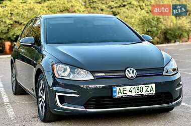 Volkswagen e-Golf 2016