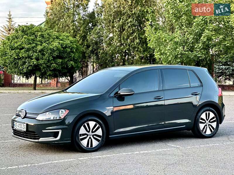Хетчбек Volkswagen e-Golf 2016 в Кривому Розі фото 8 Хетчбек Volkswagen e-Golf 2016 в Кривому Розі