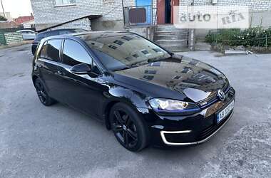 Хэтчбек Volkswagen e-Golf 2015 в Виннице