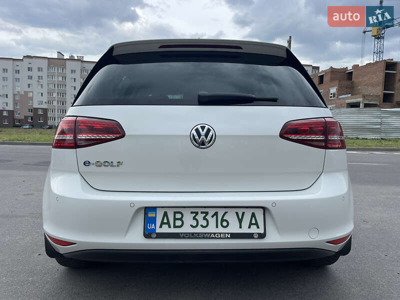 Хэтчбек Volkswagen e-Golf 2014 в Виннице