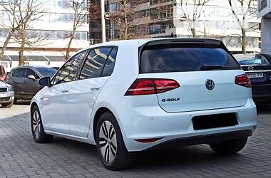 Хетчбек Volkswagen e-Golf 2014 в Дніпрі