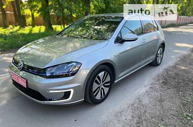 Хэтчбек Volkswagen e-Golf 2015 в Виннице