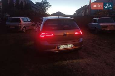 Хэтчбек Volkswagen e-Golf 2017 в 