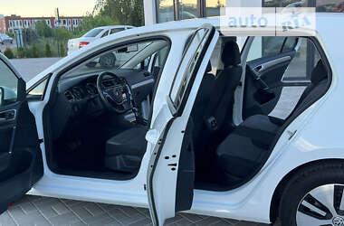 Хэтчбек Volkswagen e-Golf 2015 в Ковеле